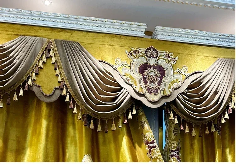 

Золотые шторы из полиэстера для гостиной