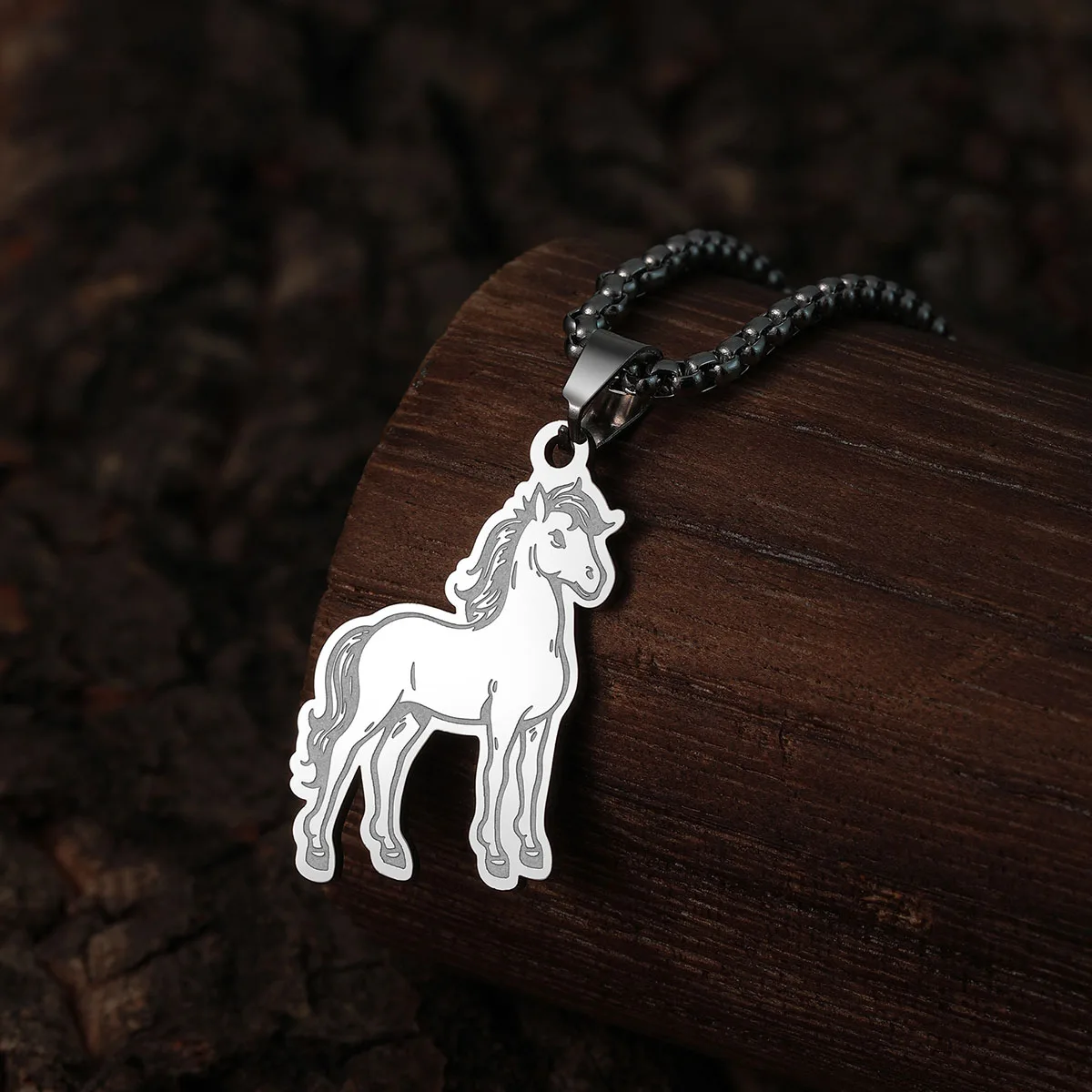 Ожерелье из нержавеющей стали с подвеской в виде животного лошади подходящего