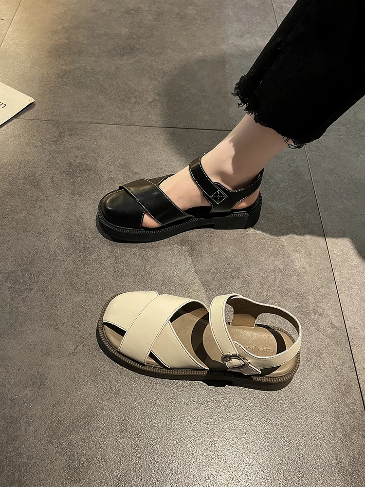 

Women's Shoes Sandals Round Toe 2022 Summer New Woven Hollow Soft Sole Low Heel Roman Shoes