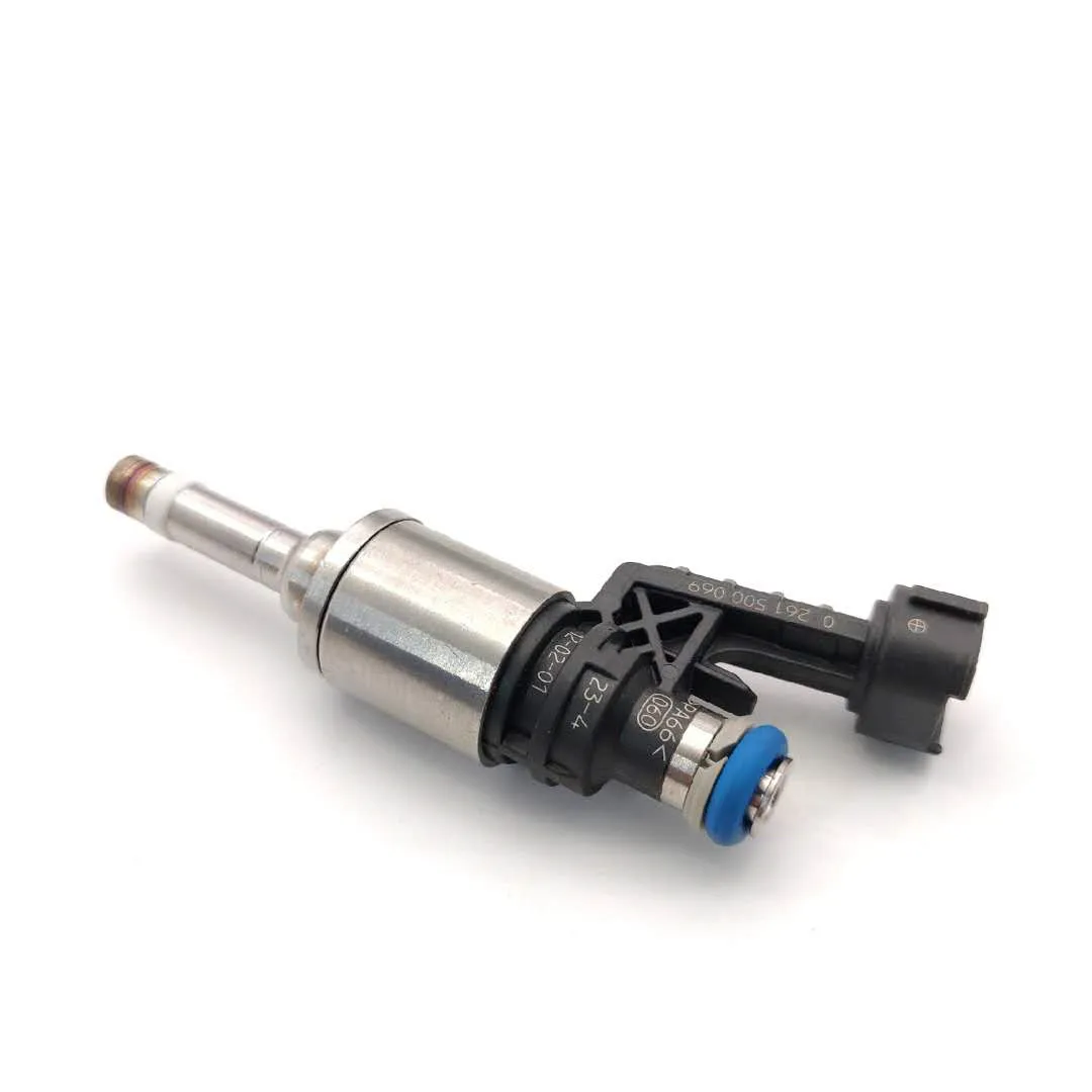 

4 шт., форсунка топливного инжектора 0261500069 для Infiniti Nissan патруль Y62 2,2013-11,15 5.6L V8 VK56VD 16600-1LA0A