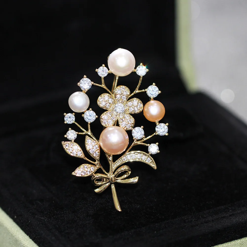 

Sweet and Delicate Diamond-studded Flower Brooch Pink and White Natural Pearl Two-color Bouquet Professional Wear Pin Female