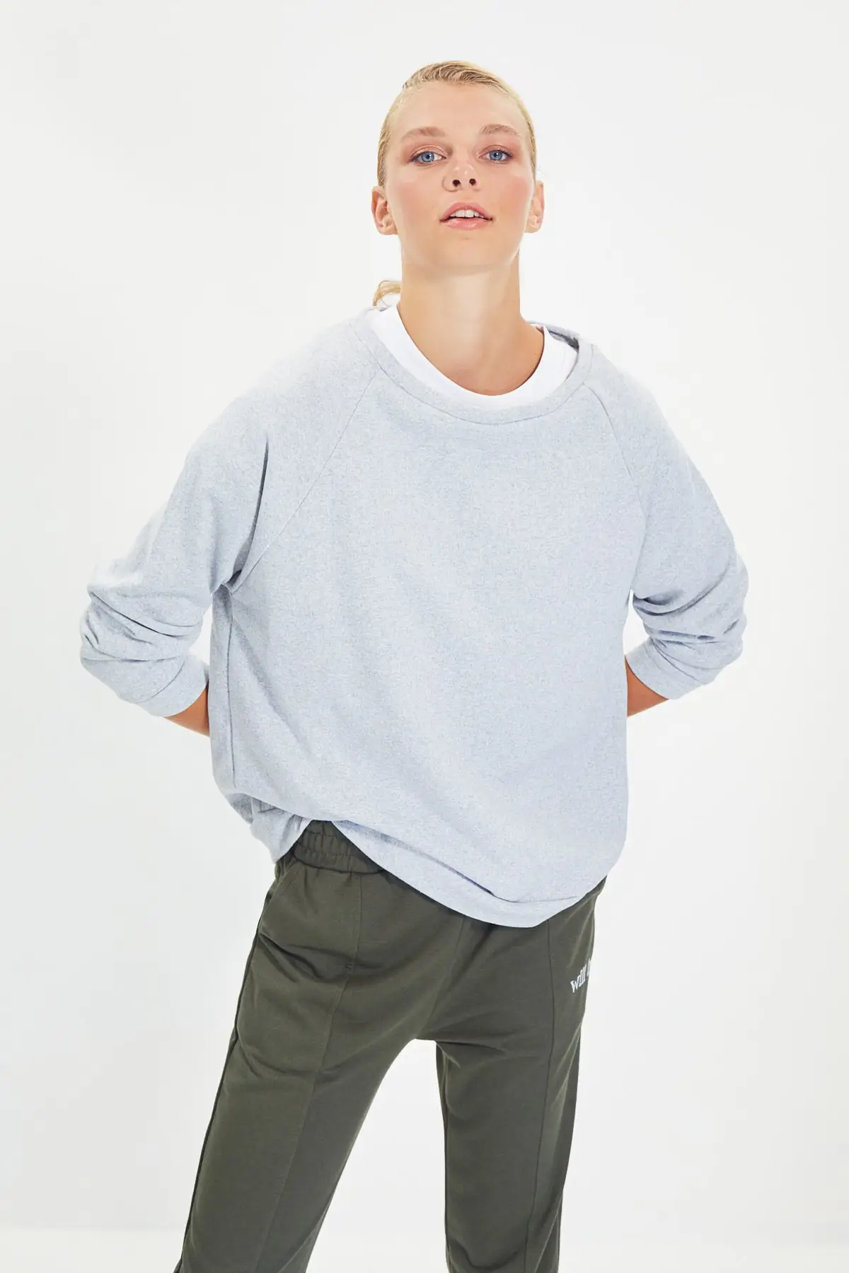 

Women's Sweatshirt Gray Raglan Sleeve Oversize Knitted Thin Hoodies Fashion All Season New Pullovers Fleece