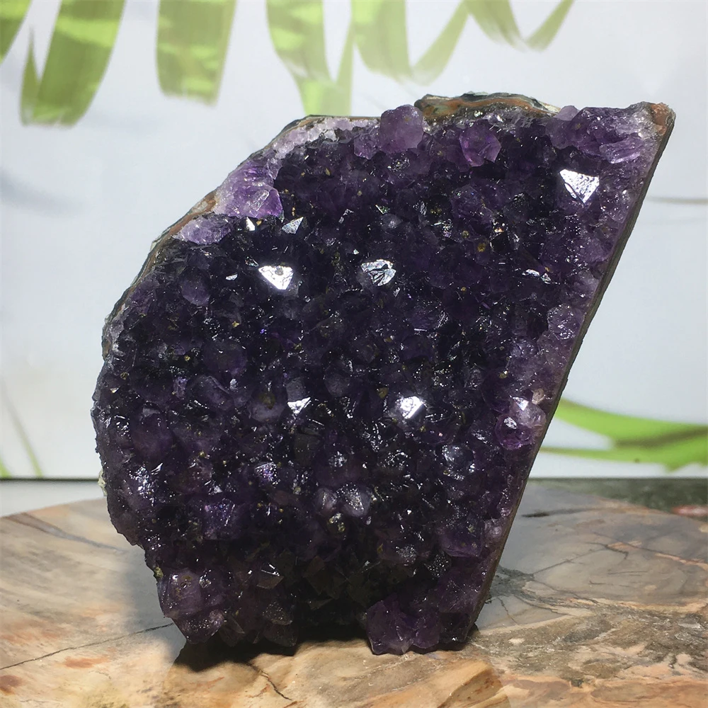 

Natural Stone Druzy Amethyst Quartz Crystal Modern Ornament Purple Specimen Gem Geode Voog Mineral Room Decoration Souvenir Gift