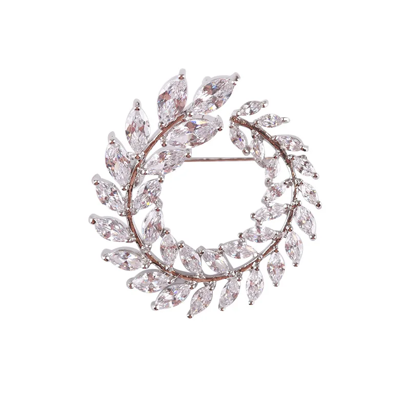 

Creative Fashion Zircon Wreath Design Brooch Brooch, Suit Accessories, Scarf Buckle, Anti-glare Big Pin, Sewing Pin