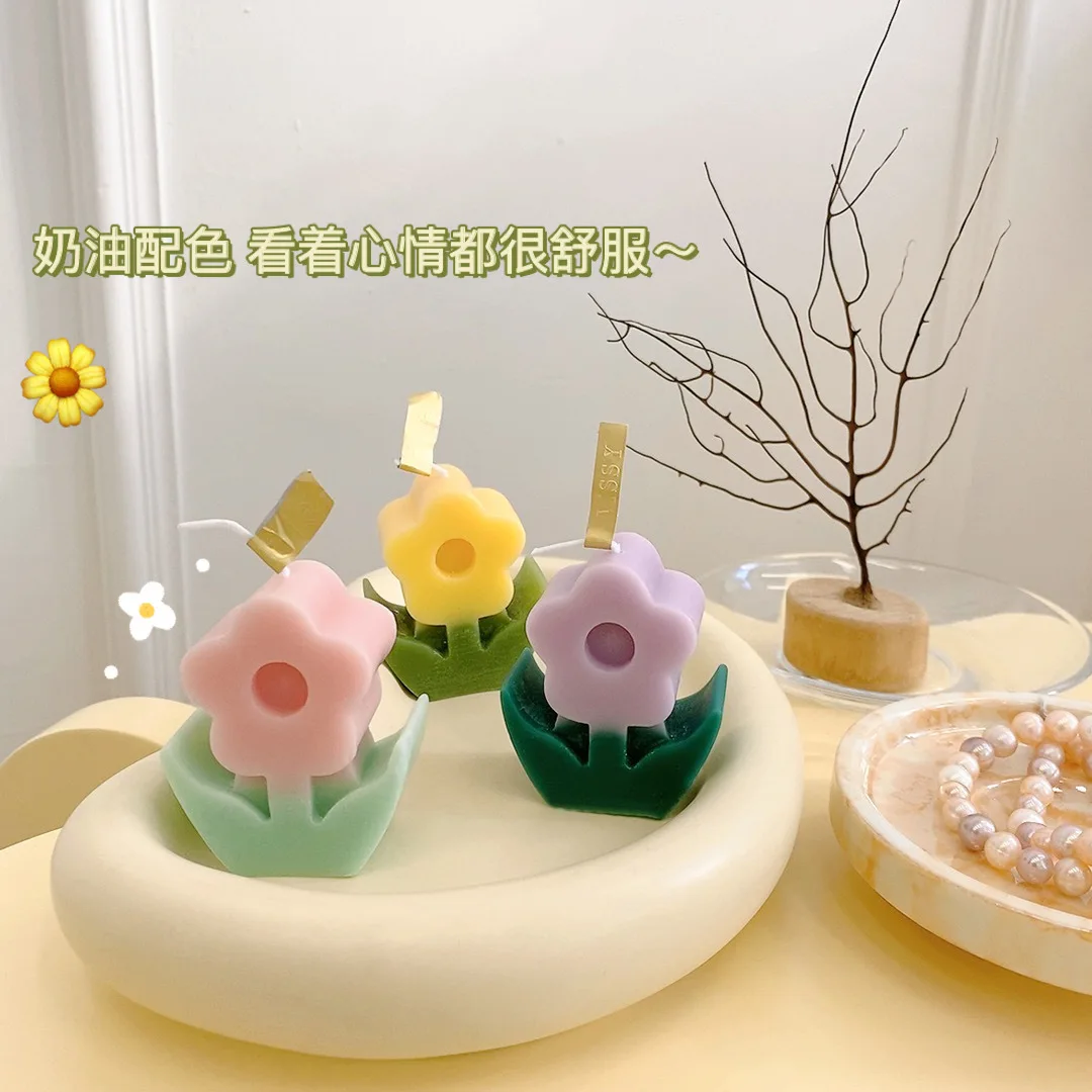 

Tulip Scented Candle Soy Wax DIY Handmade Aromatherapy Souvenir Home Decoration
