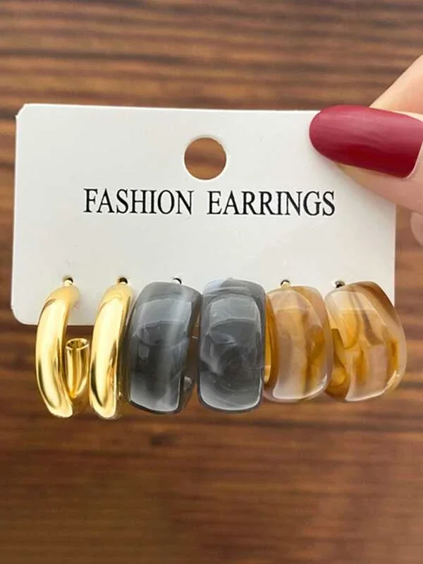 

3pairs Simple Cuff Hoop Earrings for Women Girls Acetate Earring Set Creative Vintage C Letter Alloy Earrings