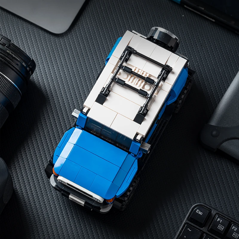 Конструктор Toyota FJ40 XQ для детей от 6 лет