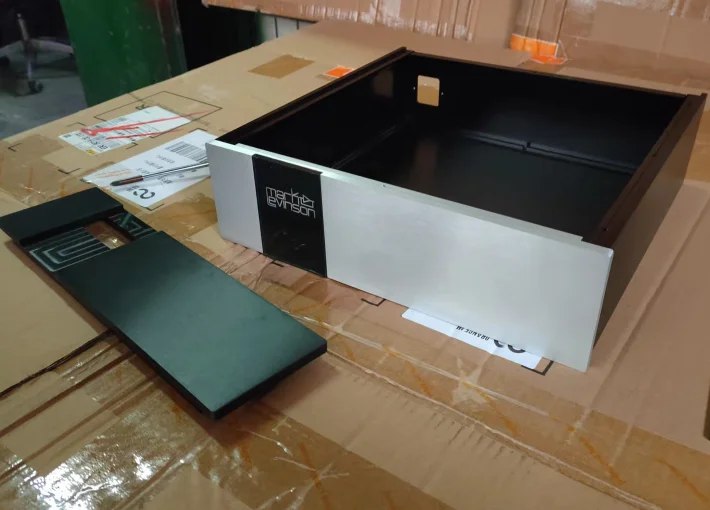 

Mark Levinson All aluminum amplifier chassis / Preamplifier case / AMP Enclosure / DIY box (320 *90*308mm