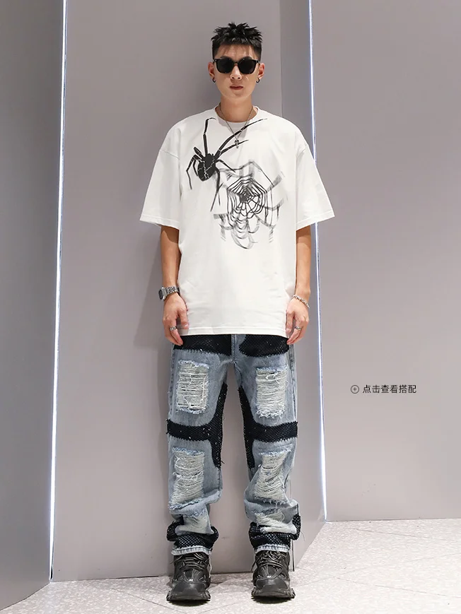 Мужская хлопковая футболка с коротким рукавом принтом в виде паука и граффити