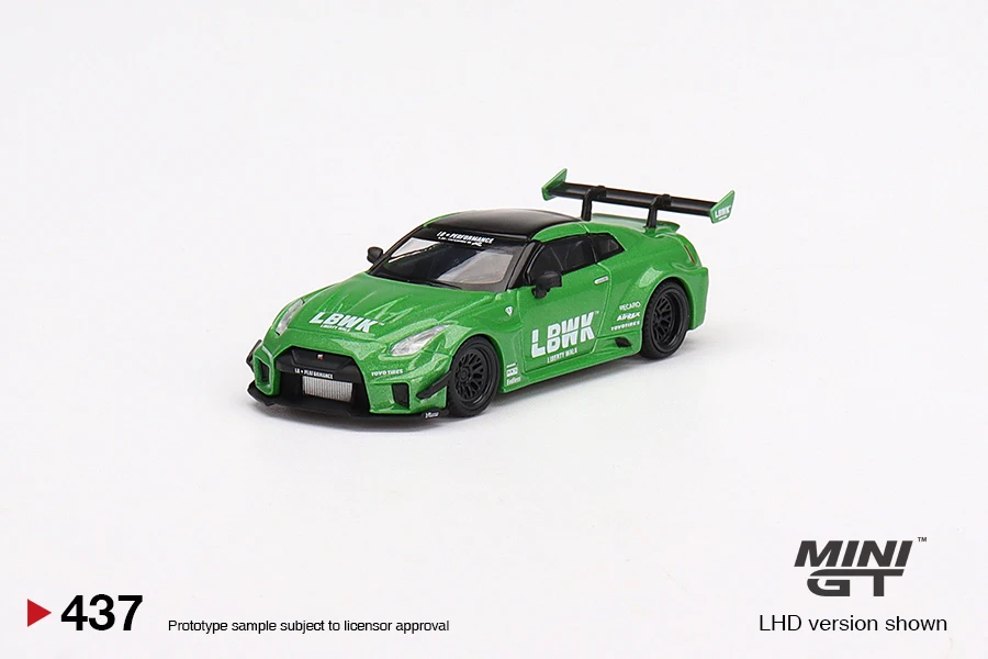 

MINI GT 64 фунта-силуэт работает GT NISSAN 35GT-RR версия 2, зеленая фотография Apple