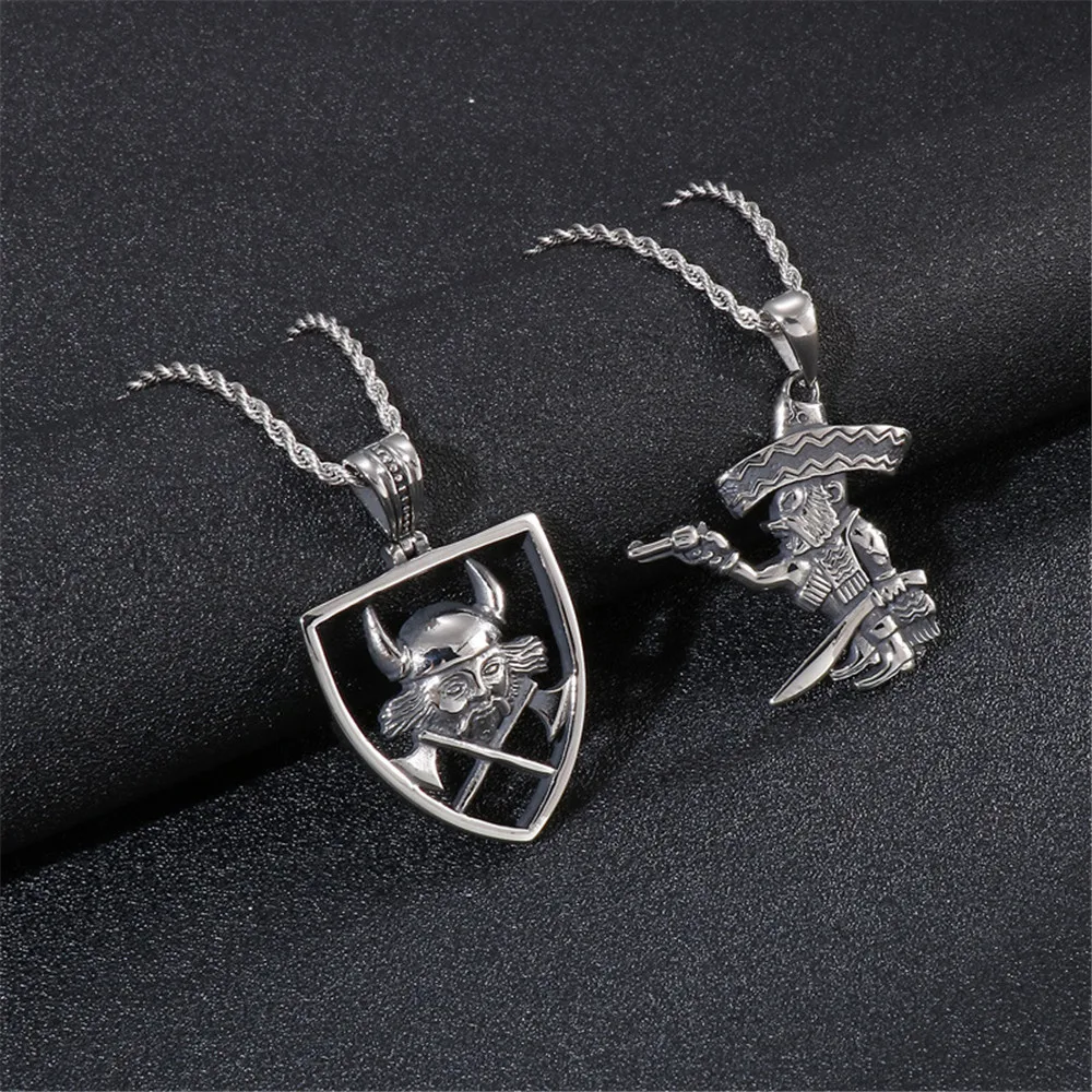 

Skull Pirate Ships Captain Men Necklace Fashion Titanium Steel Pendant Necklace Hip Hop Jewelry Accessories Gift