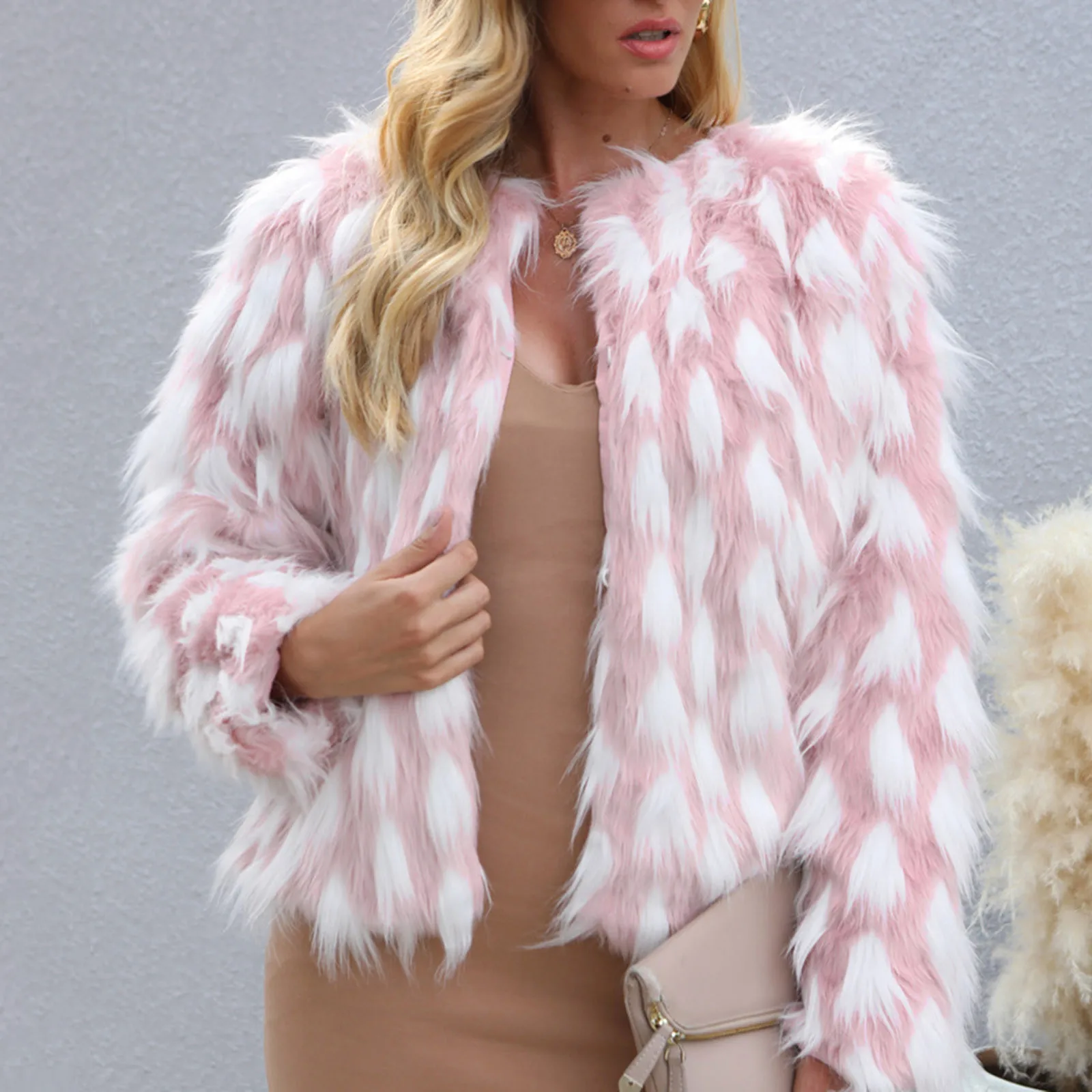 

Women's Cardigan Autumn And Winter Warm Plush Feather O Neck Personality Coat Top Korean Fashion Harajuku Vintage Clothes 4