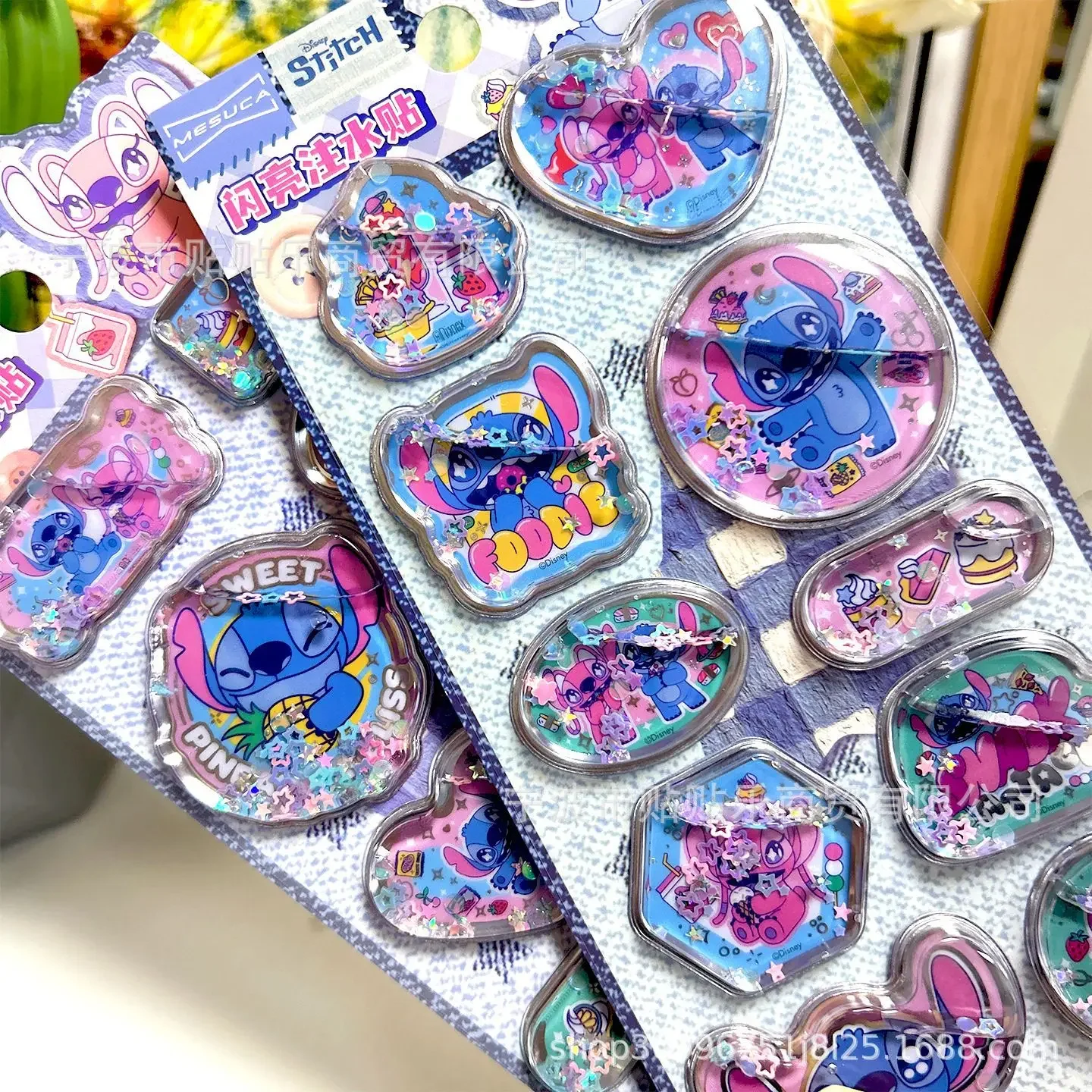 

MINISO 3D блестящие наклейки Stitch