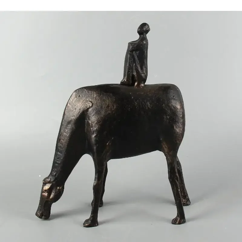 Статуя кавалера из фигурок Минималистичная репродукция