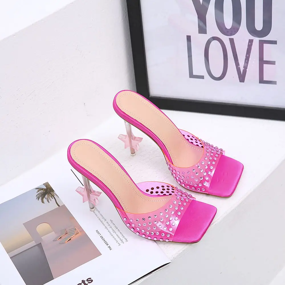 

Женские пикантные прозрачные зеленые Тапочки из ПВХ с кристаллами, модные летние сандалии с квадратным носком и каблуком из перспекса для ж...