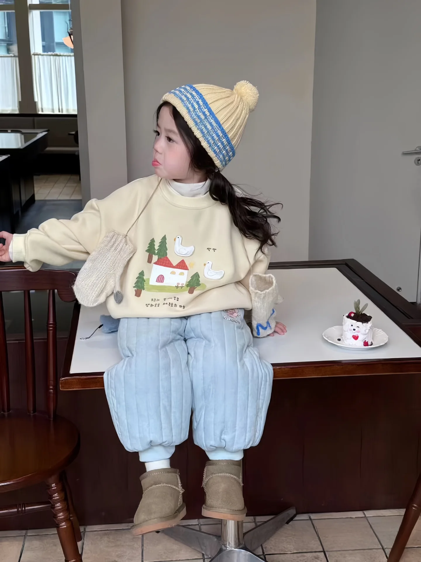 Костюмы для девочек новинка 2024 зимняя детская одежда Милая Толстовка с принтом и