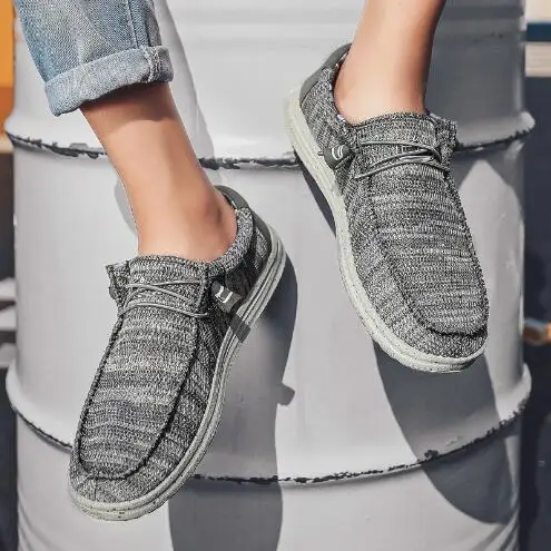 

D1026 2023 High Quality Fashion Classic Men and Women Skateboarding Shoes Outdoor Sport Sneakers 36-45