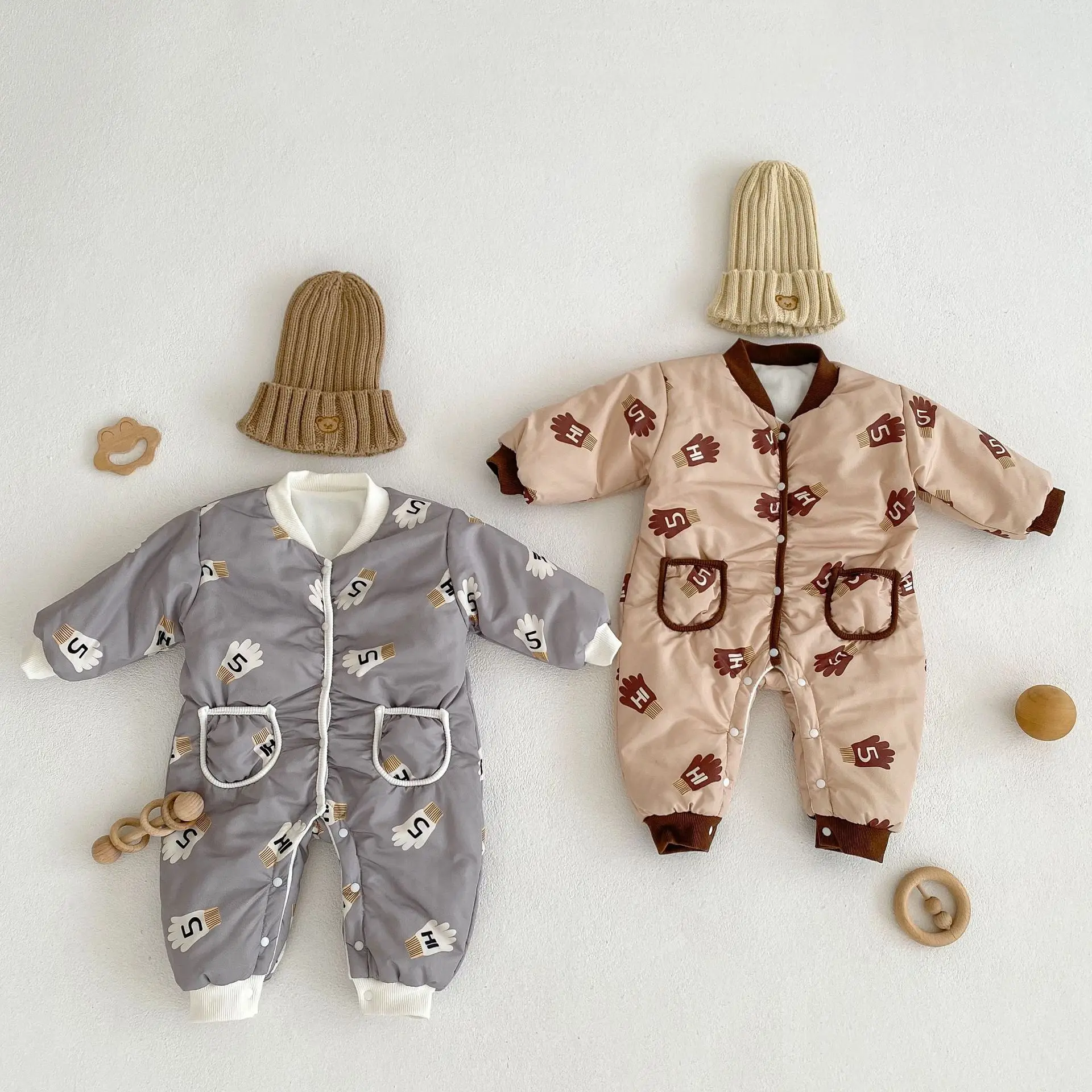 

0-2y Infant Fashion Glove Print Warm Romper Unisex Baby Pockets Single Breasted Number Jumpsuit Boys Soft Thickened Outfits