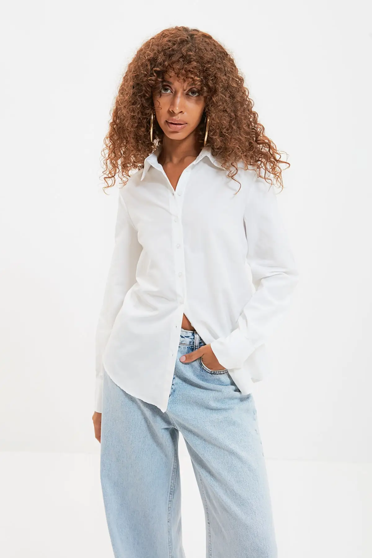 

Trendyol Button Shirt TWOAW22GO0493