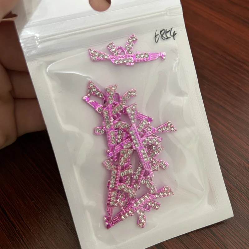 

10pcs Luxury Nail Art Dangle Jewelry Punk Gun 3D Nail Art Charms Decoration Pink Design Alloy Shiny Nail Supplies Rhinestones