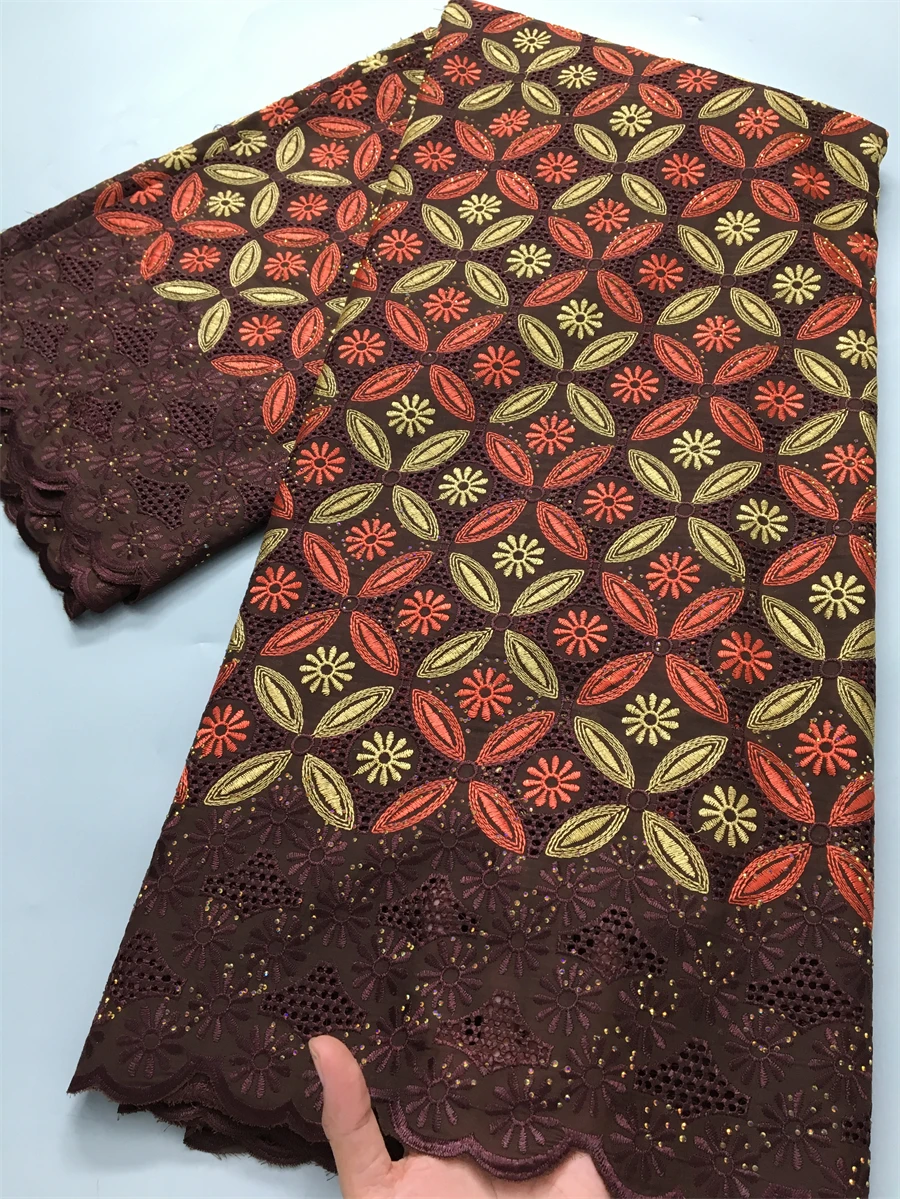 Швейцарское кружево с камнями 2.5 ярда