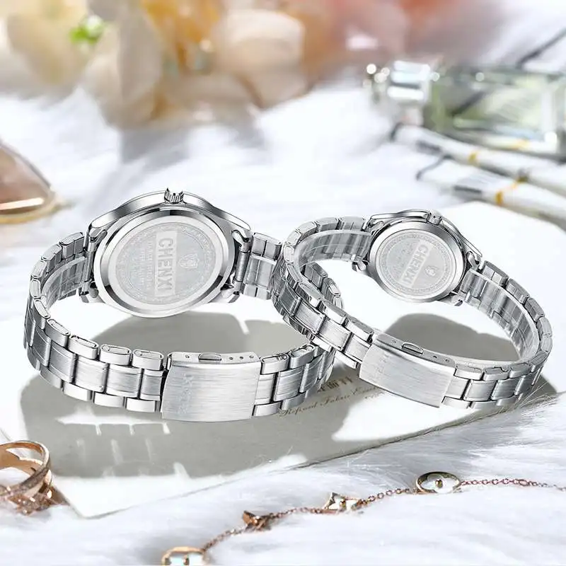 2023 Best Selling Charms Fashion Luxury Couple Watch men and Women Quartz Watch Classic Unisex Love's Wrist Watch