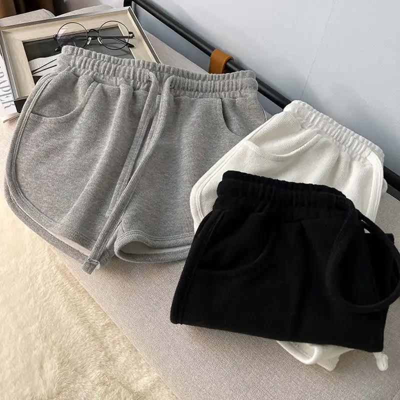 Спортивные Повседневные шорты женские летние тонкие горячие штаны 2022 белые