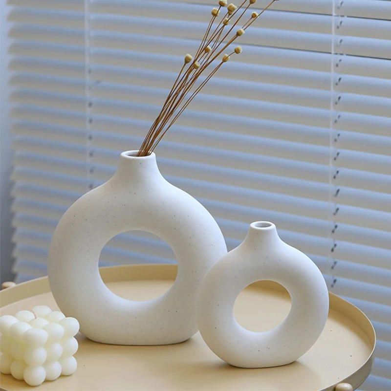 

Ваза в скандинавском стиле круговые полые керамические пончики, цветочный горшок, аксессуары для украшения дома, гостиной, интерьера, офиса, настольного декора, подарок