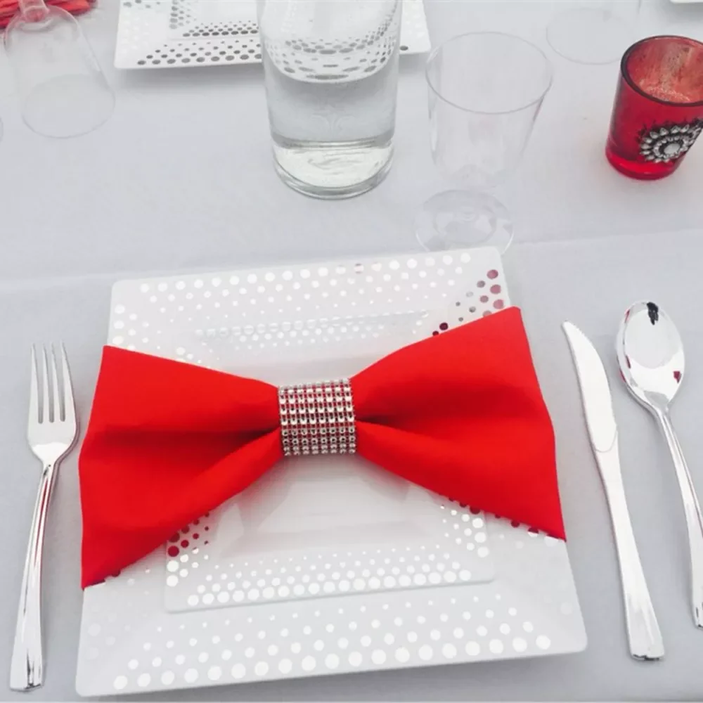 

2022New Diamond Napkin Rings for Wedding Napkin Holders Rhinestone Chair Sashes Banquet Dinner Christmas Home Table Decoration