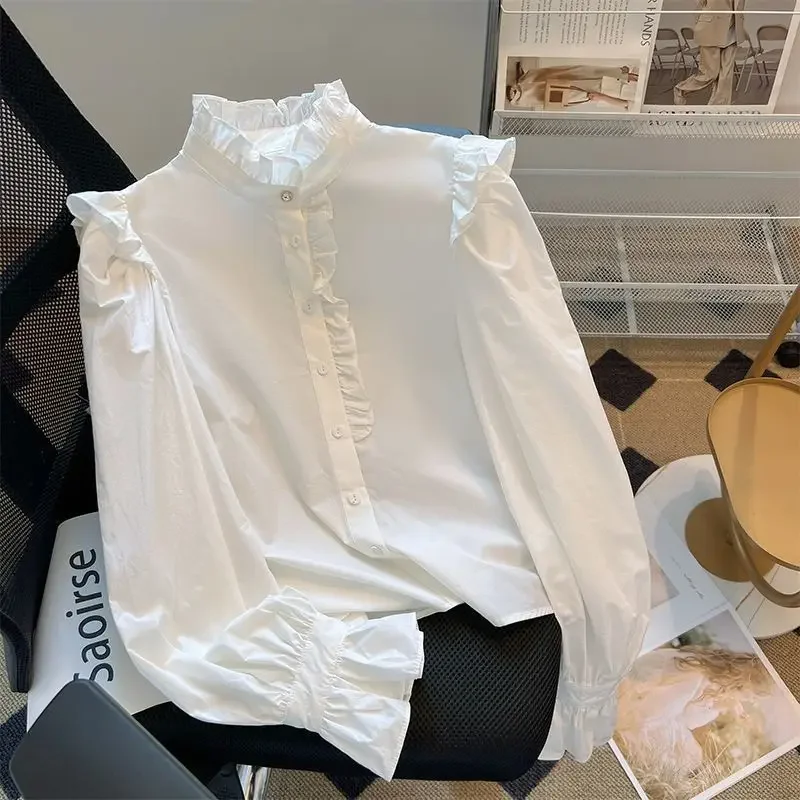 Женская укороченная рубашка с расклешенными рукавами во французском стиле