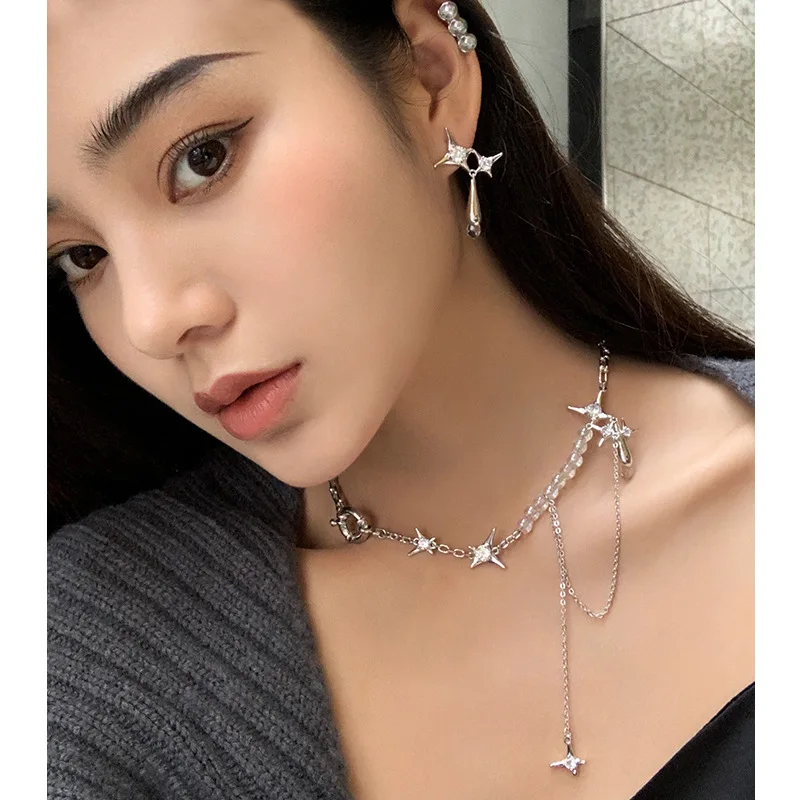 

Niche Design Flash Diamond Star Water Drop Pendant Necklace Female Fashion Star Clavicle Chain Transparent Pearl Necklace