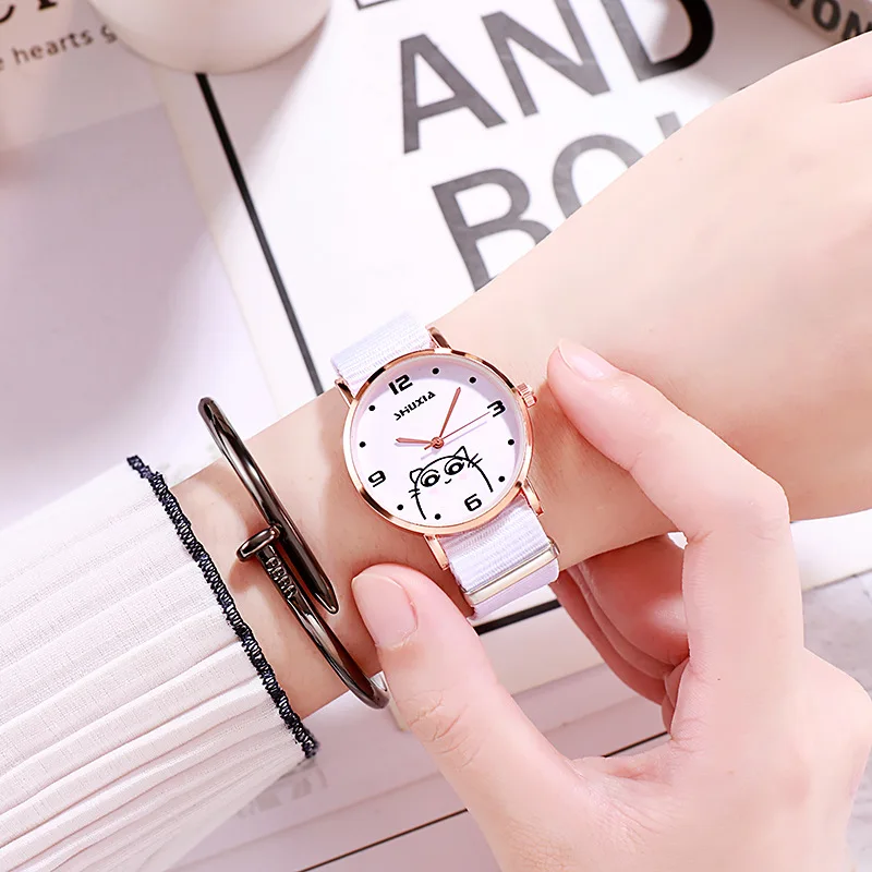 

Fashion Round Quartz Cat Pattern Dial Casual Wrist Watches Fabric Strap Fashionable Clock for Waterproof Wristwatch for Women