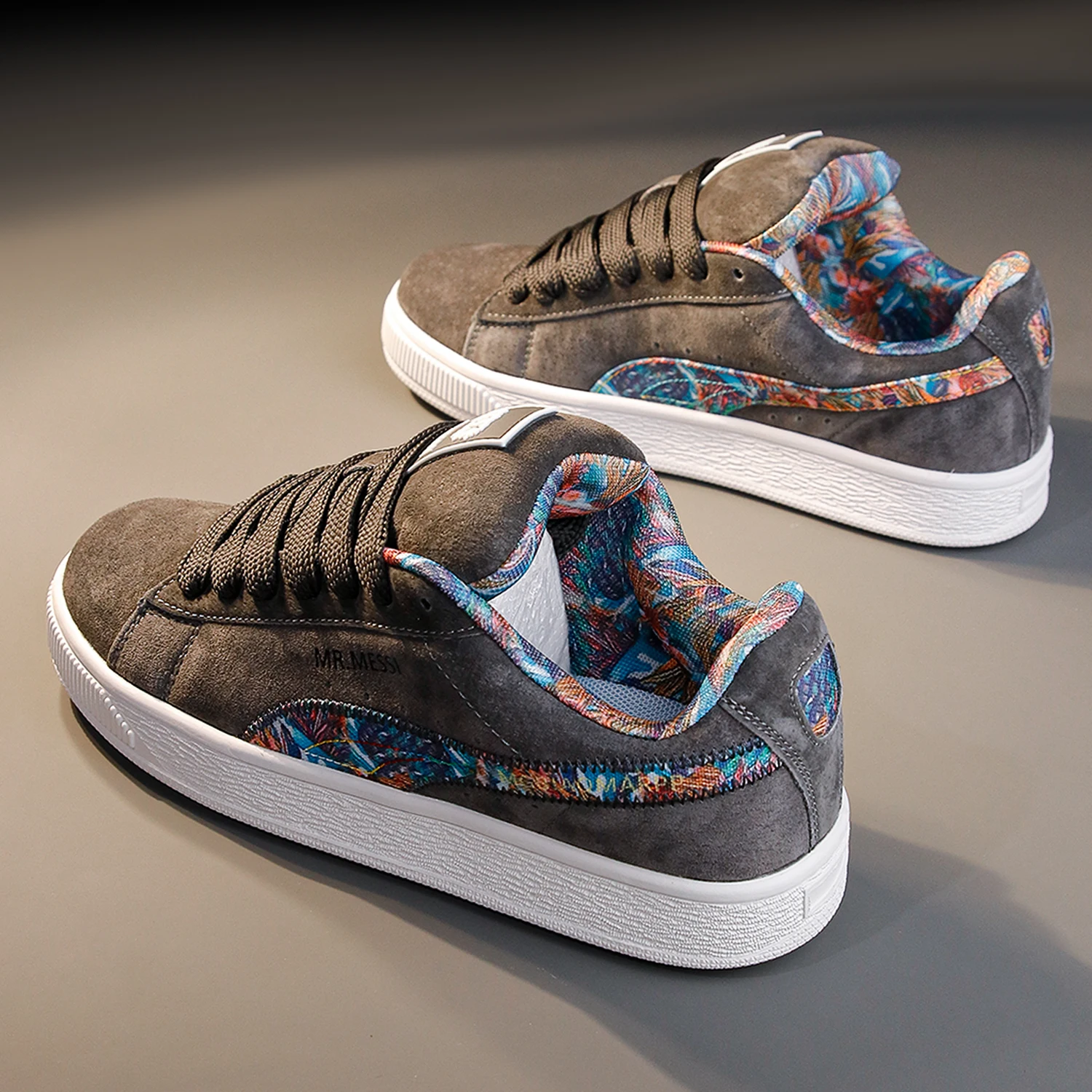 Популярные туфли для хлеба 2024. Мужские удобные повседневные с низким берцем пар.