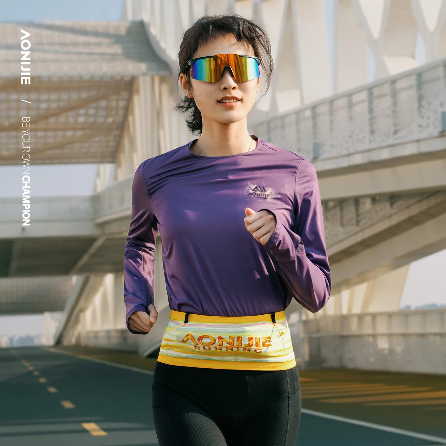 Фото Спортивная эластичная поясная сумка AONIJIE Spring W8145 из супервязаного материала, пояс для номера на гонках по бегу, для триатлона, марафона, велоспорта №3