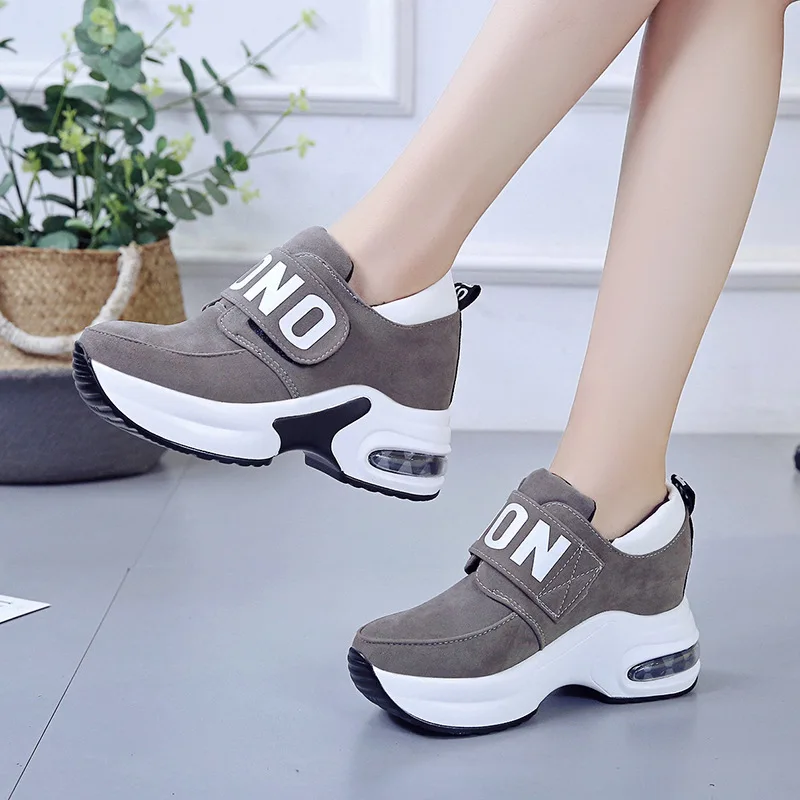 

Women's Casual Shoes Autumn Korean Style Solid Color Non-slip Thick Bottom Wedge High Increase Sneakers Sapato Feminino