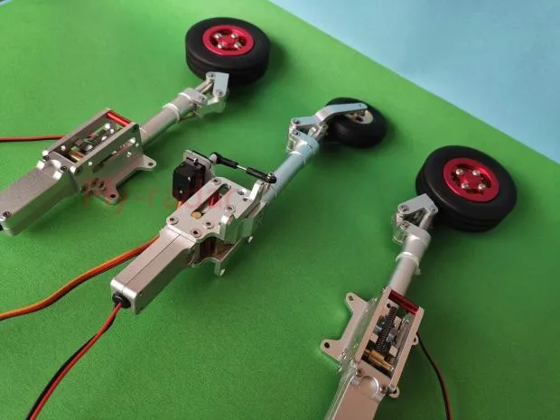 Втягивающая шестерня с электрическим тормозом для радиоуправляемого самолета