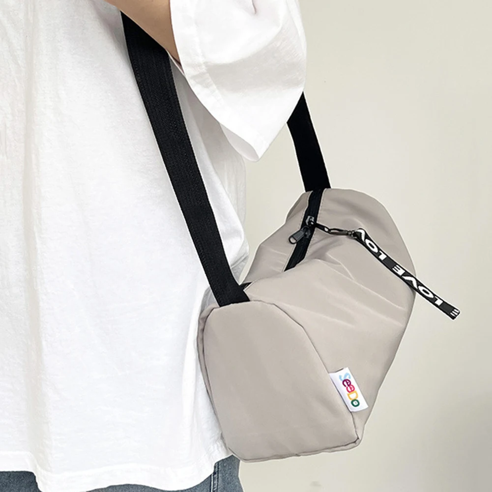 Многофункциональная дорожная сумка портативная спортивная с несколькими