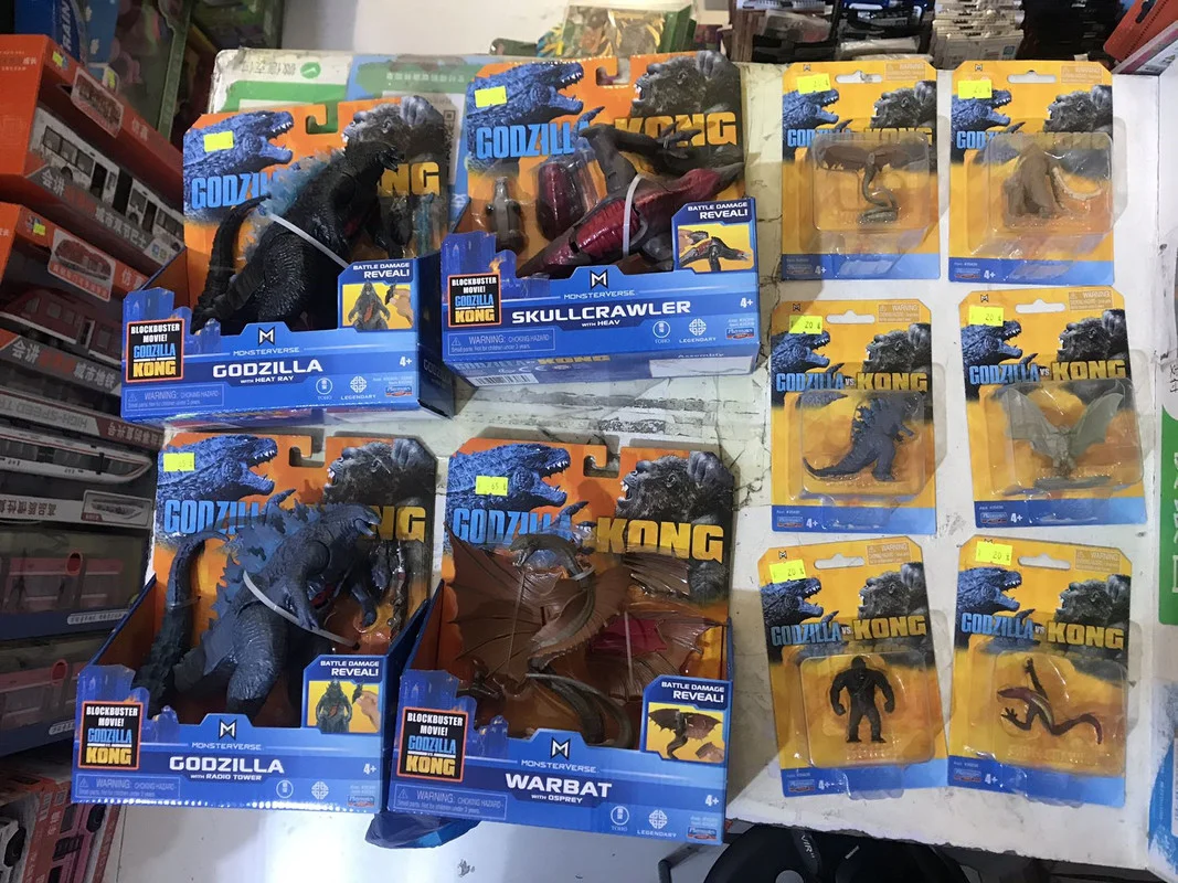 

Original Godzilla Anime Figure Kong Skullcrawler Warbat Movie King of The Monsters Gojira Anime Action Figures Toys for Children