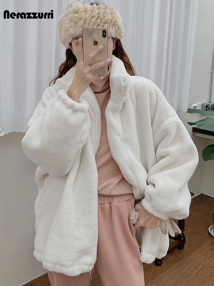 

Nerazzurri Spring White Oversized Faux Fur Jacket Women Zip Up Fake Fur Jackets for Women Fashion Fluffy Jacket 2021 Streetwear