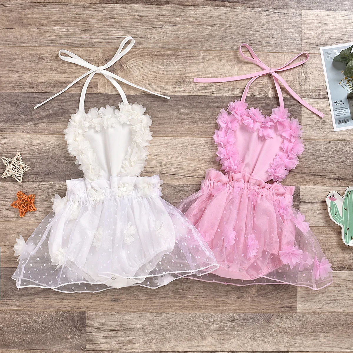 

Newborn Rompers Infant Cute Baby Clothes 2020 Spring and Summer Girls' Net Yarn Petal Technology Suspenders Romper