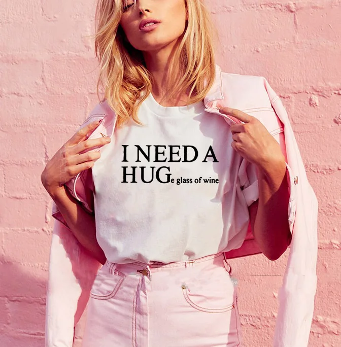 

Футболка женская свободного покроя, топ в стиле Харадзюку, графическая рубашка с надписью «I NEED A HUG», хлопковая с коротким рукавом