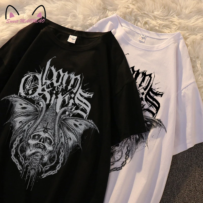 

2022 Summer Women's T-shirt Hip Hop Streetwear Tops Gothic Oversized T-shirt Casual Clothing Unisex Short Sleeve Tee Shirts