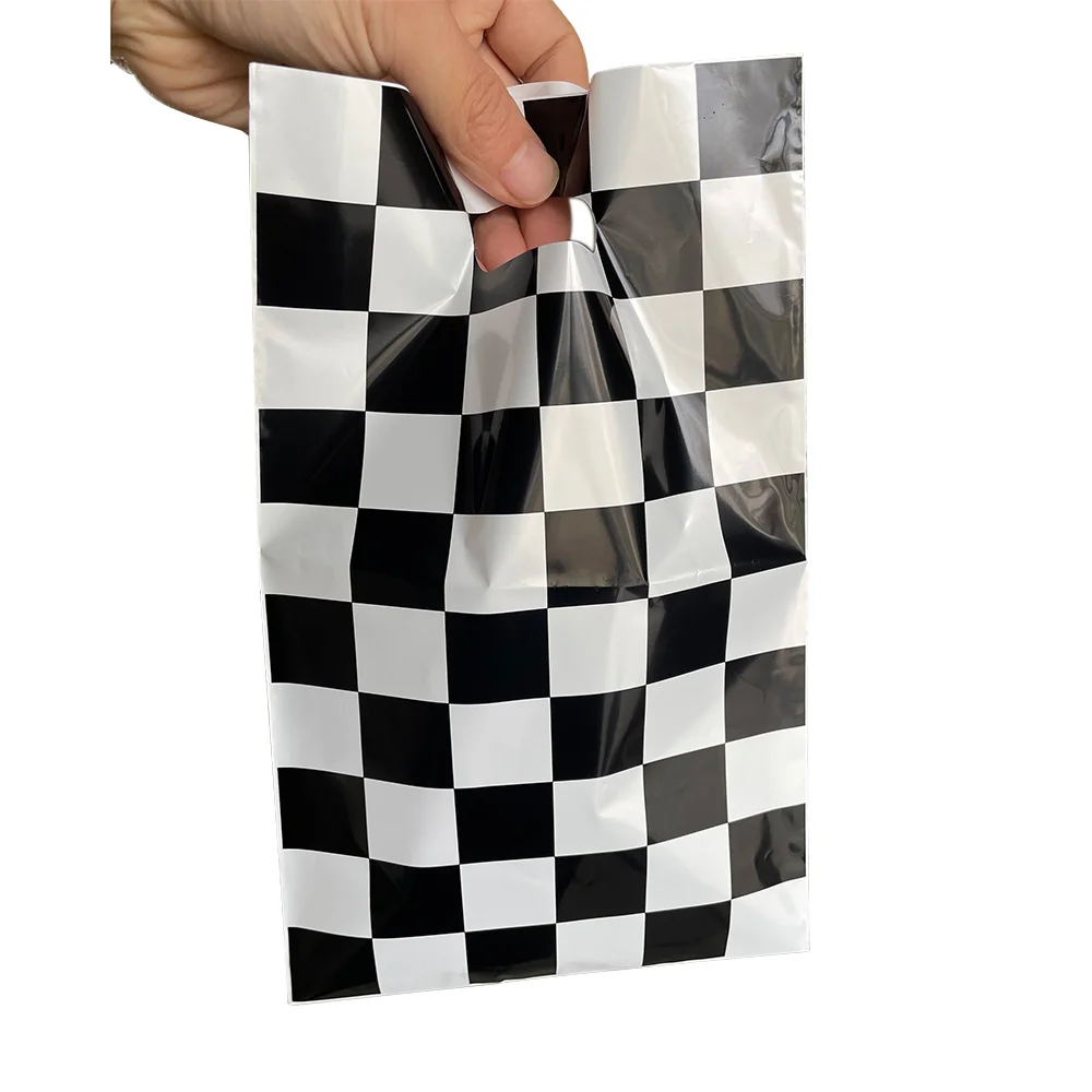 

40pcs Racing Goodies Bags Black and White Checkered Pattern Birthday Treat School Bag Race Car Party Favor Bag Soccer Theme Gift