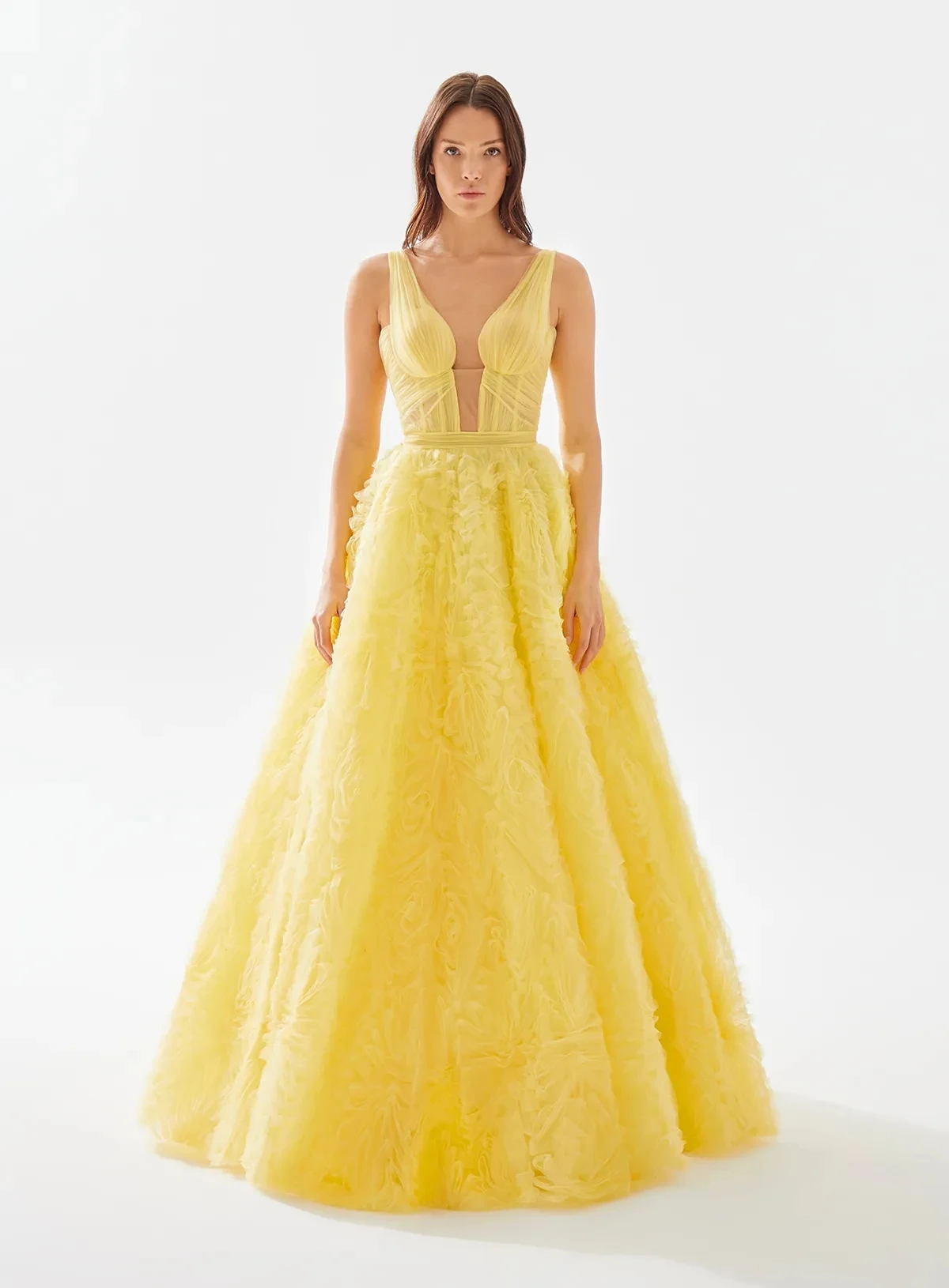 

Yellow Layered Tulle Prom Dresses Lush Ruffles Deep V Neck Evening Gowns Floor Length Formal Wear Women Photoshoot Party Dress