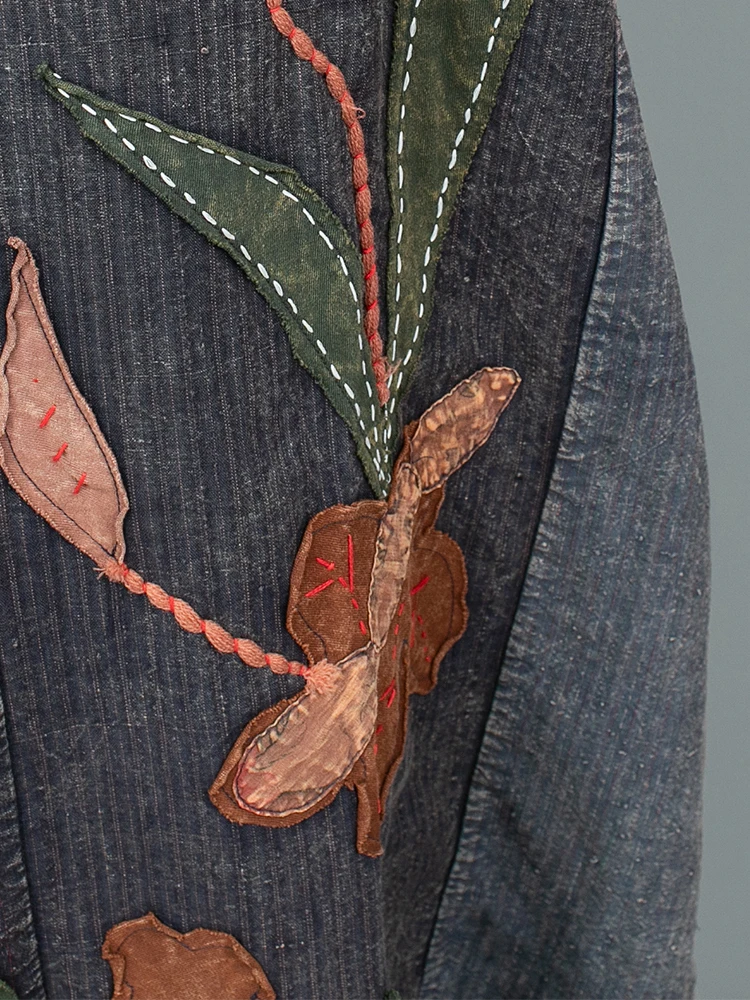 Платье на пуговицах из старой ткани с цветочной вышивкой ручной работы