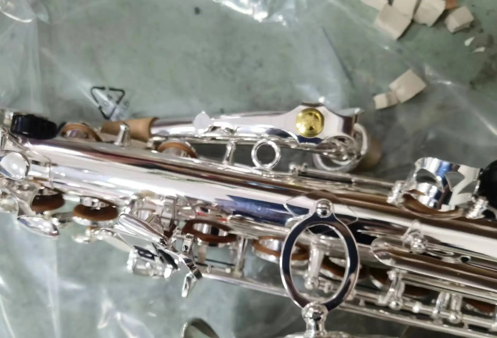 Новое поступление искусственный высококачественный альт Eb Саксофон серебряное