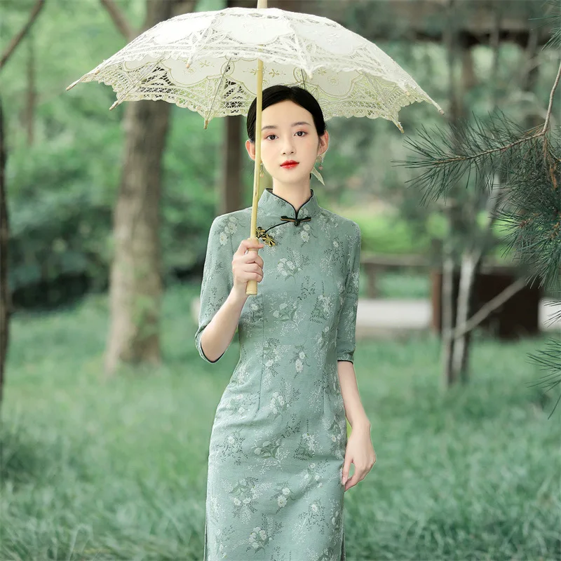 

Spring Chinese Traditional Cheongsam Improved Version Modern Qipao Bridesmaid Photo Costume Elegant Retro High Waist Dress