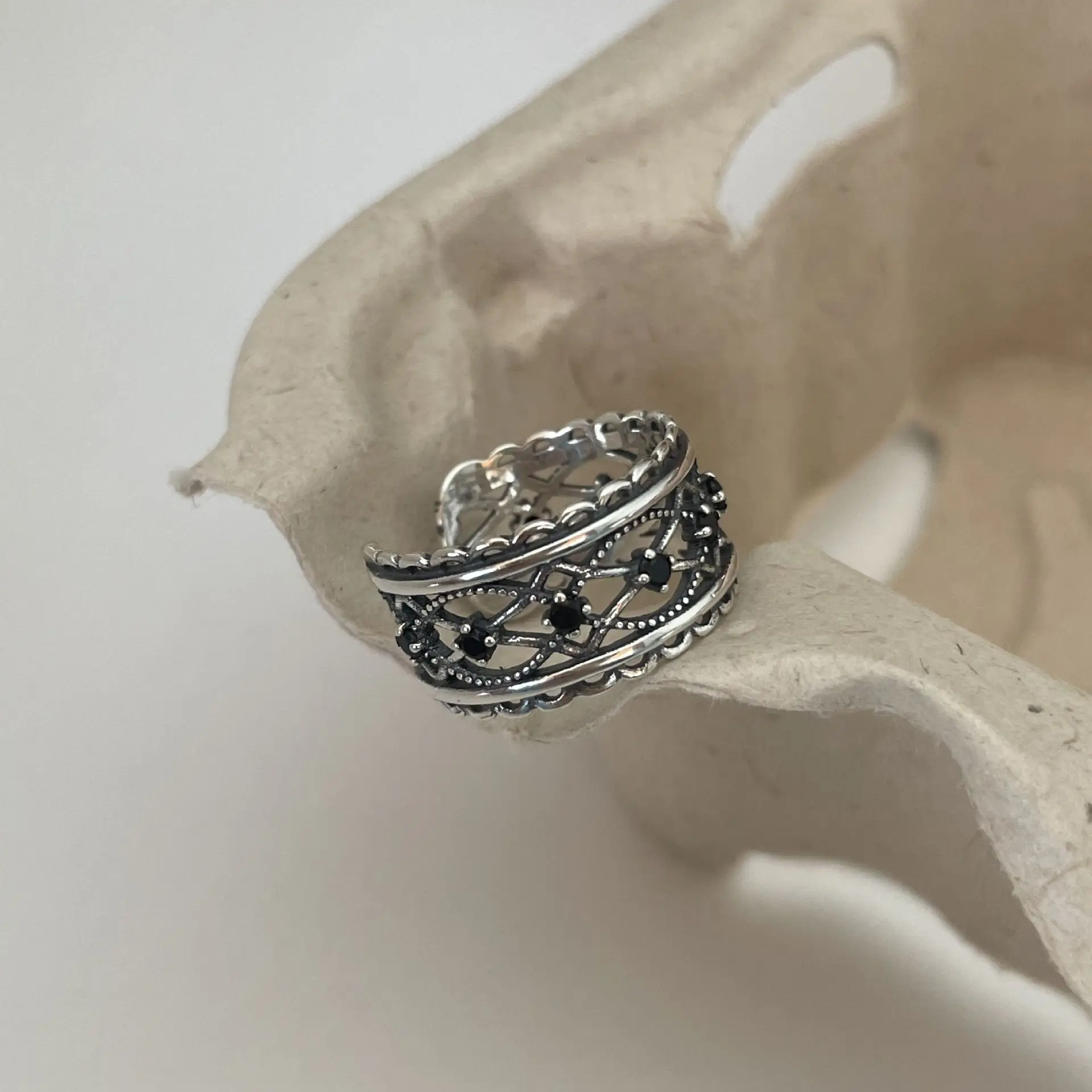 

Женское кольцо из серебра пробы, с круглым агатом