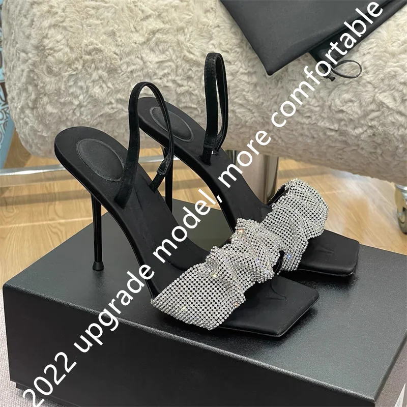 

2022 European and American new ladies high heel sandals with diamond decoration