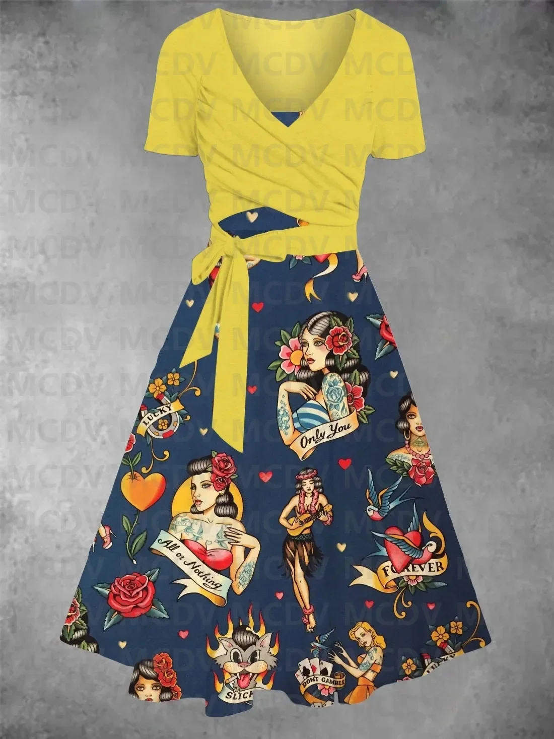 Женское старое школьное платье из двух частей с принтом татуировок